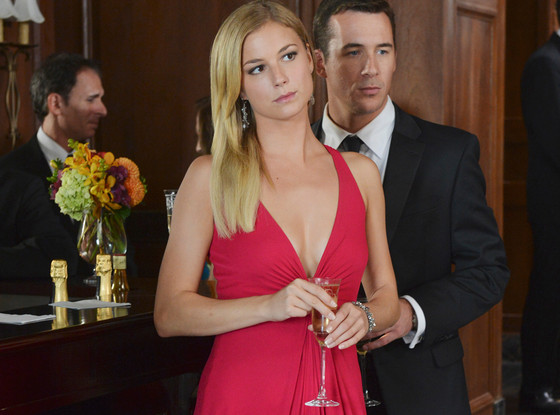 Emily VanCamp, Barry Sloane Revenge Emily VanCamp, Barry Sloane Revenge